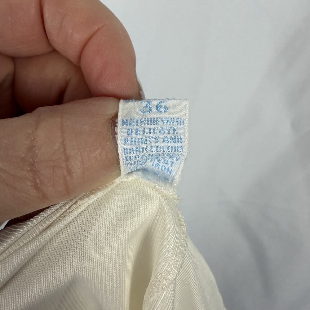 Vintage VANITY FAIR Full Slip Ivory Size 36 Lace Trim Indie Sleaze Dress Midi - Picture 9 of 10